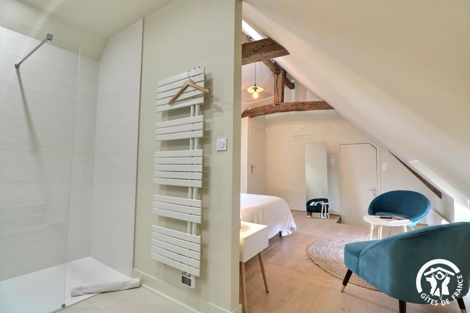 Le Jardin De Quercus Bed & Breakfast Bazouges-la-Pérouse Eksteriør bilde